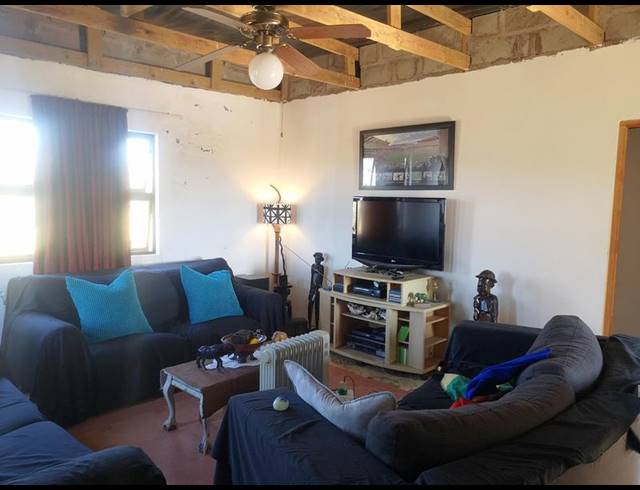 2 BEDROOM HOUSE FOR SALE IN ZWELIBOMVU